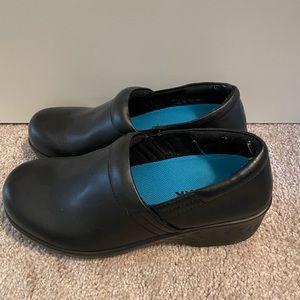 Dr Scholl’s Work Slip Resistant Clogs